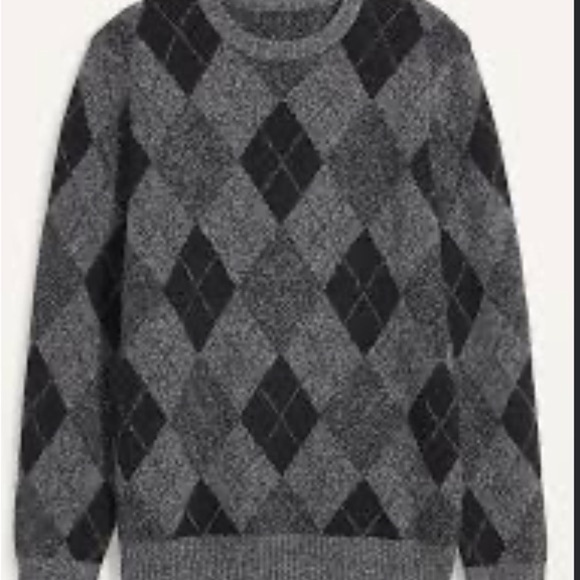 Old Navy Men's Cozy Argule Gray and Black crewneck. - Picture 2 of 4